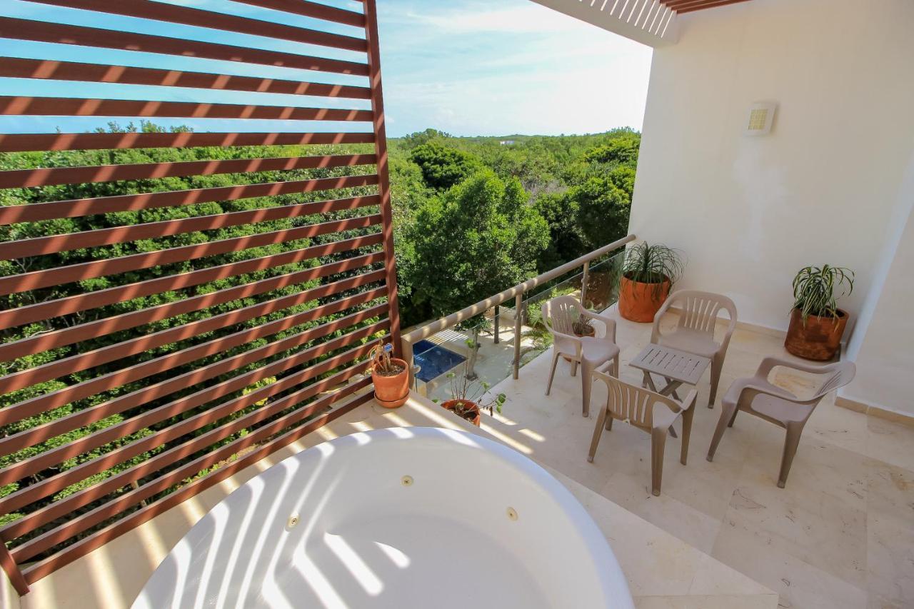 Exceptional 2Story Penthouse With Hot Tub And Rooftop Terrace In Bahia Principe Akumal Bagian luar foto
