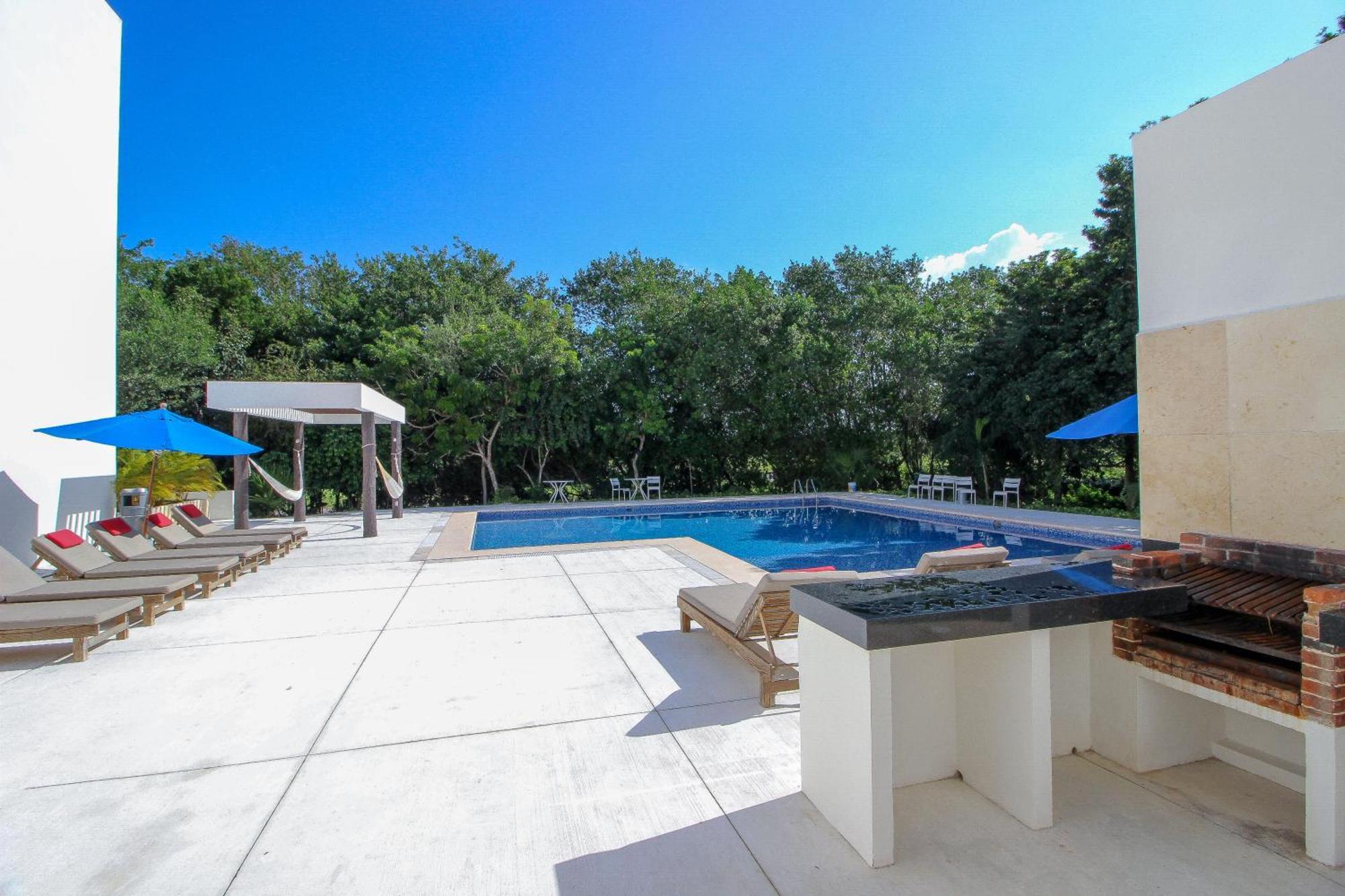 Exceptional 2Story Penthouse With Hot Tub And Rooftop Terrace In Bahia Principe Akumal Bagian luar foto